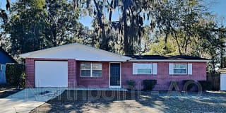 512 Blairmore Blvd W 512 Blairmore Blvd W Photo Gallery 1