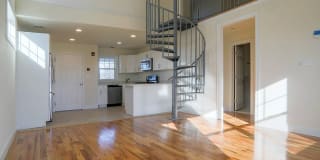 40 Cedar Swamp Rd 40 Cedar Swamp Rd Photo Gallery 1