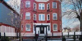 37-39 Elliott Street - 2R 37-39 Elliott Street - 2R Photo Gallery 1