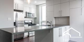 3301 N Sheffield Ave 3301 N Sheffield Ave Photo Gallery 1