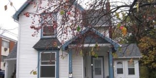 339 E St Joseph St - Apt B 339 E St Joseph St - Apt B Photo Gallery 1