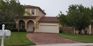 2125 NE 40th Ave 2125 NE 40th Ave Photo Gallery 1