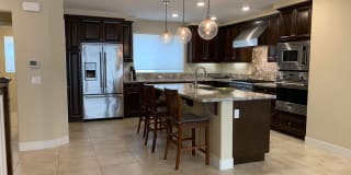 2410 Torrey Pines Rd Unit 114 2410 Torrey Pines Rd Unit 114 Photo Gallery 1