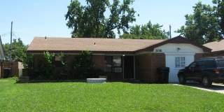 3016 SW 68th St 3016 SW 68th St Photo Gallery 1
