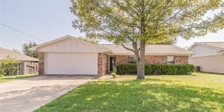 504 Rolling Hills Drive 504 Rolling Hills Drive Photo Gallery 1