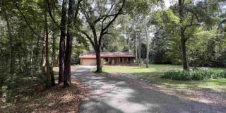 3617 Flat Road (short-term furnished rental) 3617 Flat Road (short-term furnished rental) Photo Gallery 1