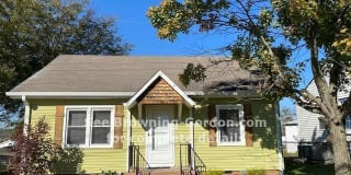 605 Annex Avenue 605 Annex Avenue Photo Gallery 1