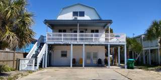 6912 Beach Dr 6912 Beach Dr Photo Gallery 1