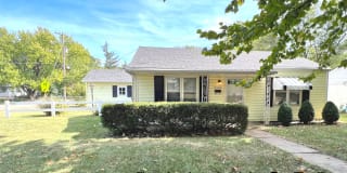 2300 SW Eveningside Dr 2300 SW Eveningside Dr Photo Gallery 1