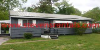 1713 Cambridge Dr 1713 Cambridge Dr Photo Gallery 1