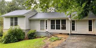2866 Highland Drive SE 2866 Highland Drive SE Photo Gallery 1