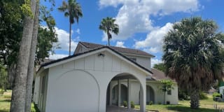 719 DE LEON AVE. 719 DE LEON AVE. Photo Gallery 1