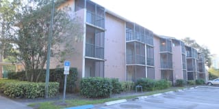 121 Oyster Bay Cir #360 121 Oyster Bay Cir #360 Photo Gallery 1