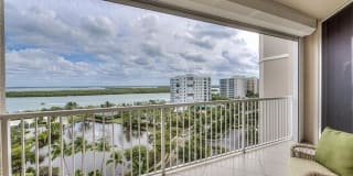 4192 Bay Beach LN 4192 Bay Beach LN Photo Gallery 1