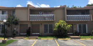 17190 SW 94 Ave 17190 SW 94 Ave Photo Gallery 1