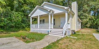 1140 Moreland Dr Se 1140 Moreland Dr Se Photo Gallery 1