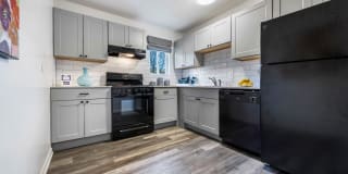 The Hamptons Apartments Photo Gallery 1