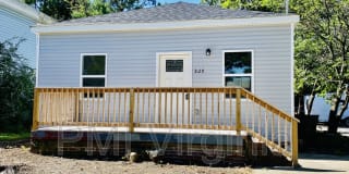 3129 Marne Ave 3129 Marne Ave Photo Gallery 1