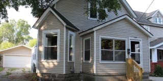 1030 Watson St SW 1030 Watson St SW Photo Gallery 1