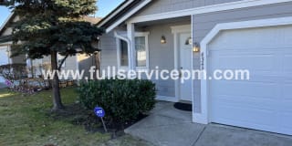 4342 151st Pl NE 4342 151st Pl NE Photo Gallery 1