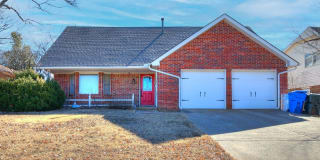 308 Woodside Drive 308 Woodside Drive Photo Gallery 1