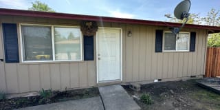 22920 NE Halsey St #7 22920 NE Halsey St #7 Photo Gallery 1