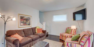 798 Sprague StreetBEDROOM 3Bhttps://livehomeroom.com/708 798 Sprague StreetBEDROOM 3Bhttps://livehomeroom.com/708 Photo Gallery 1