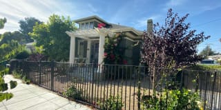 2739 10th Avenue 2739 10th Avenue Photo Gallery 1
