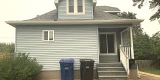 138 7th Ave W 138 7th Ave W Photo Gallery 1