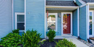 33 BARK HOLLOW LANE 33 BARK HOLLOW LANE Photo Gallery 1