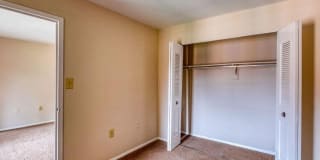 Oakton Park Oakton Park Photo Gallery 1