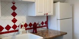 4740 Pine Tree Dr 4740 Pine Tree Dr Photo Gallery 1