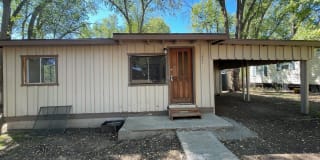 1507 1/2 Swenson St 1507 1/2 Swenson St Photo Gallery 1
