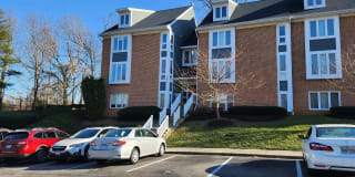 645 OAKLAND HILLS DR #1B 645 OAKLAND HILLS DR #1B Photo Gallery 1
