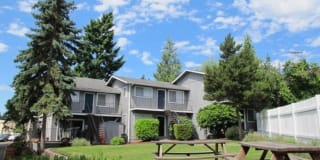 Crestwood Courts Crestwood Courts Photo Gallery 1
