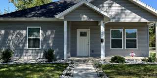 2401 West Walnut Street 2401 West Walnut Street Photo Gallery 1