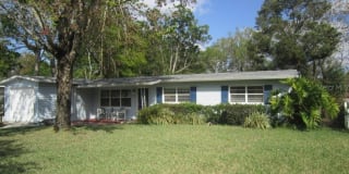 450 FITZWALTER DRIVE 450 FITZWALTER DRIVE Photo Gallery 1