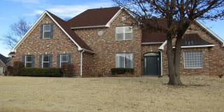 7709 NW Chesley Drive 7709 NW Chesley Drive Photo Gallery 1
