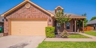 3001 Lake Ridge Drive 3001 Lake Ridge Drive Photo Gallery 1