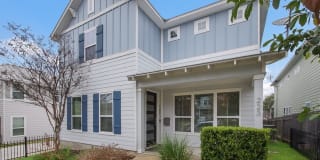 223 CLAREMONT AVE 223 CLAREMONT AVE Photo Gallery 1