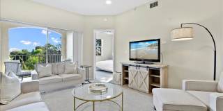 2100 Greenview Shores 2100 Greenview Shores Photo Gallery 1