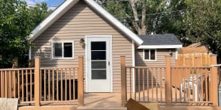 910 1/2 8th Street 910 1/2 8th Street Photo Gallery 1