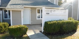 1524 College Way 1524 College Way Photo Gallery 1
