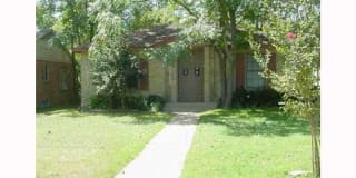 1911 West 38th Street Unit B 1911 West 38th Street Unit B Photo Gallery 1