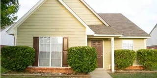 5670 Kaitlyn Drive E 5670 Kaitlyn Drive E Photo Gallery 1