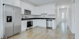2842 N Avers Ave. 2842 N Avers Ave. Photo Gallery 1
