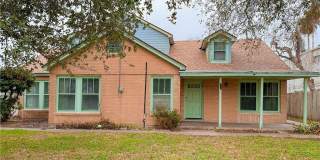 449 Eldon Dr 449 Eldon Dr Photo Gallery 1