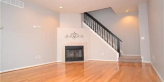 Luxurious, updated and open West Bloomfield condo Luxurious, updated and open West Bloomfield condo Photo Gallery 1