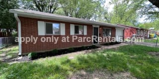 3932 Downes Dr 3932 Downes Dr Photo Gallery 1