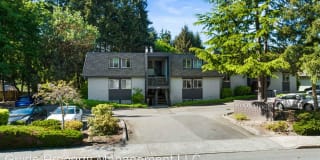 21000-21098 83rd Avenue W 21000-21098 83rd Avenue W Photo Gallery 1